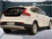 Käytetty Volvo V40 Business Edition 120 HP (88 kW) 2016 Valkoinen Viistoperä