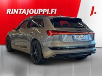 Käytetty Audi e-tron Advanced Plus 300 kW (408 HP) 2019 Harmaa Katumaasturi