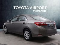 Käytetty Toyota Corolla Active 132 HP (97 kW) 2015 Ruskea (beige) Sedan