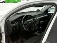 Käytetty Skoda Superb Active 140 HP (102 kW) 2015 Farmari