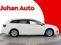 Käytetty Toyota Avensis Multidrive S 147 HP (108 kW) 2017 Valkoinen Farmari