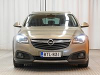 käytetty Opel Insignia Country Tourer 2,0 CDTI 4x4 125kW AT6 ** Webasto / Koukku / Muistipenkki / Navi / Keyless / Merkkihuollettu / Ratinlämmitin / Sähkökontti **