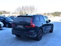 Käytetty Volvo XC60 R-Design 392 HP (288 kW) 2020 Katumaasturi