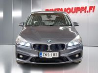 Käytetty BMW 225 Active Tourer iPerformance 224 HP (164 kW) 2017 Harmaa Tila-auto