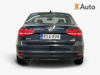 Käytetty VW Jetta Comfortline 125 HP (91 kW) 2015 Sedan