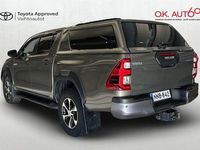 Käytetty Toyota HiLux 204 HP (150 kW) 2023 6x1 oxide bronze Nouto