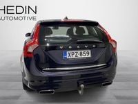 Käytetty Volvo V60 Summum 215 HP (158 kW) 2015 Sininen Farmari
