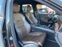 Käytetty Volvo XC60 Business Edition 190 HP (139 kW) 2018 Katumaasturi