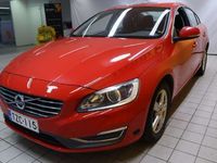 käytetty Volvo S60 T3 Business - #Xenon #Lohko&Sisäpistoke #Navi #Tutka #Vakkari #Bluetooth #AUX