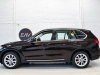 käytetty BMW X5 xDrive30d A E70 / Xenon / Tutkat /Proff. Navi / Comfort-penkit muistilla / Koukku / ym.ym.