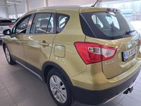Käytetty Suzuki SX4 S-Cross GLX 120 HP (88 kW) 2014 Vihreä Viistoperä