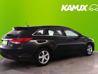 Käytetty Hyundai i40 Comfort 135 HP (99 kW) 2012 Musta Farmari