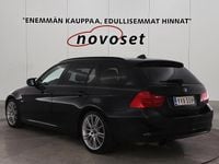 Käytetty BMW 318 143 HP (105 kW) 2011 Musta Farmari