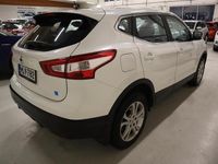 Käytetty Nissan Qashqai Acenta 116 HP (85 kW) 2014 Valkoinen Katumaasturi