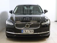 Käytetty Volvo V90 Core 350 HP (257 kW) 2023 Musta Farmari