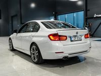 käytetty BMW 328 TwinPower Turbo F30 Sport Sedan Xenon Urheiluistuimet Bluetooth