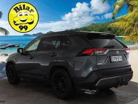Käytetty Toyota RAV4 Hybrid Active 178 HP (130 kW) 2020 Katumaasturi