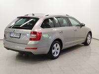 käytetty Skoda Octavia Combi 1,0 TSI DSG Autom. Style - Hyvinvarusteltu, vähänajettu perhefarkku - Kotiintoimitus 0e!