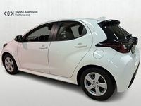Käytetty Toyota Yaris Active 114 HP (83 kW) 2022 Valkoinen Viistoperä