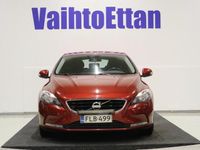 käytetty Volvo V40 D2 Kinetic, Jakohihna juuri vaihdettu! / Autom. AC / Vakkari / P.Kamera / Tutka / AUX / Todella taloudellinen!