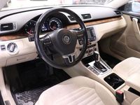 käytetty VW Passat Variant Highline 2,0 TDI 103 kW (140 hv) BlueMotion Technology DSG-automaatti - Vetokoukku, Webasto kaukosäädöllä, Sähkötoiminen takaluukku, Parkkitutkat, Nahkaverhoilu