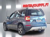Käytetty Skoda Yeti Ambition 110 HP (80 kW) 2016 Harmaa Katumaasturi