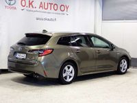 käytetty Toyota Corolla Sedan 1,8 Hybrid Active Edition #Navigointi #Bi-Led ajovalot #Älyavain