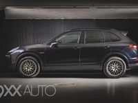 Käytetty Porsche Cayenne S E-Hybrid Platinum Edition 333 HP (244 kW) 2017 Katumaasturi