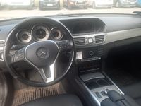 käytetty Mercedes E220 BlueTec T A Premium Business ** Vähän ajettu / Nahkaverhoilu / Webasto / Vetokoukku **