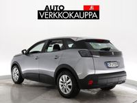 käytetty Peugeot 3008 Active Pack Motion PureTech 130 EAT8-automaatti / TEHDASTAKUU / APPLECARPLAY / LOHKOLÄMMITIN /