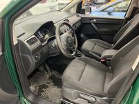 Käytetty VW Caddy 102 HP (75 kW) 2017 Tila-auto