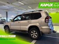 Käytetty Toyota Land Cruiser Executive 166 HP (122 kW) 2006 Katumaasturi