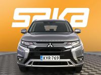 Käytetty Mitsubishi Outlander P-HEV Intense 208 HP (152 kW) 2019 Katumaasturi