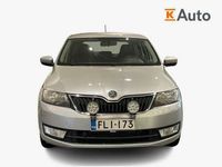 käytetty Skoda Rapid Spaceback 1,2 TSI 105 AmbitionMoottorilämmitin