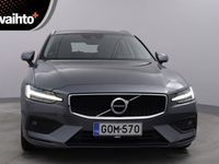 käytetty Volvo V60 B5 AWD MHEV Momentum **VOC / H&K / P.kamera / Sähkökoukku**