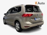 Käytetty VW Touran Highline 150 HP (110 kW) 2017 Tila-auto