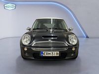 käytetty Mini Cooper S R53 Supercharged Parkline 125kw *Lasikatto/Nahat/Huikea varustelu katso lista!* *** 3,99% +kulut kiinteä korko -kampan