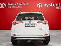Käytetty Toyota RAV4 Active 153 HP (112 kW) 2018 Valkoinen Katumaasturi