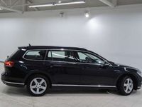 käytetty VW Passat Variant GTE Plug-In Hybrid Executive 160 kW (218 hv) DSG-automaatti - Digitaalimittaristo. Webasto. Vetokoukku. Navi. Peruutuskamera. Mukautuva vakkari ym!