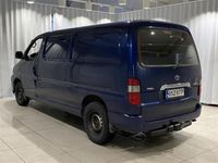 käytetty Toyota HiAce 2,5 D-4D 95 4ov pitkä |