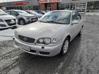 käytetty Toyota Corolla 1,4 VVT-i Linea Vega Liftback 5d - Edullinen ikiliikkuja arjen haasteisiin