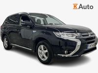 Käytetty Mitsubishi Outlander P-HEV Instyle 121 HP (88 kW) 2016 Musta Katumaasturi