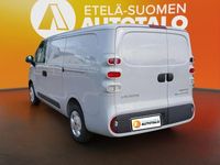 Uusi Maxus eDeliver 5 119 kW (163 HP) 2025 Harmaa Van