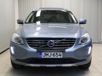 Käytetty Volvo XC60 Business Edition 190 HP (139 kW) 2017 Sininen Katumaasturi