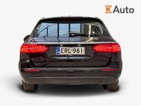 Käytetty Mercedes E220 Business 194 HP (142 kW) 2018 Musta Farmari