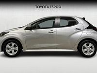 Käytetty Toyota Yaris Active 114 HP (83 kW) 2023 Hopea Viistoperä