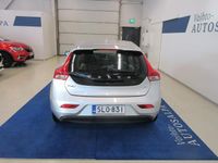 Käytetty Volvo V40 Ocean Race 114 HP (83 kW) 2015 Harmaa Farmari