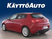 Käytetty Alfa Romeo Giulietta Super 170 HP (125 kW) 2016 Punainen Viistoperä