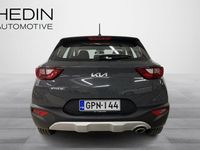 Käytetty Kia Stonic LX 101 HP (74 kW) 2024 Harmaa Katumaasturi