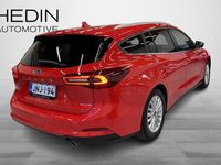 Käytetty Ford Focus Titanium 126 HP (92 kW) 2024 Punainen Farmari